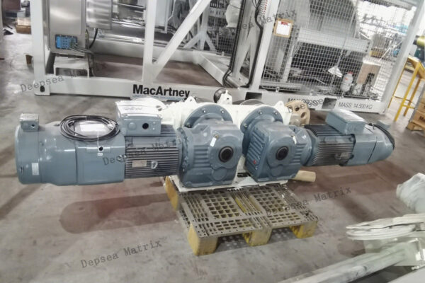 Chinese Industrial Electric Traction Winch, 25 Ton Capacity, 10000m Cable, Containerized Frame Design.