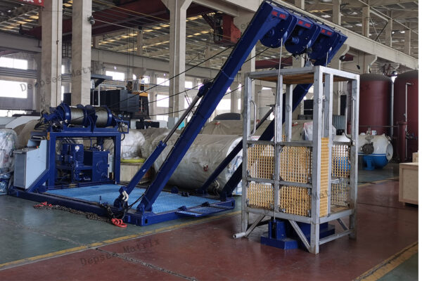 Diver cage handling system with manual and automatic control modes and comms interface.