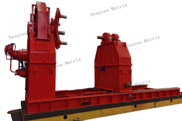 High-torque hydraulic marine winch for heavy lifting and deep-sea operations.